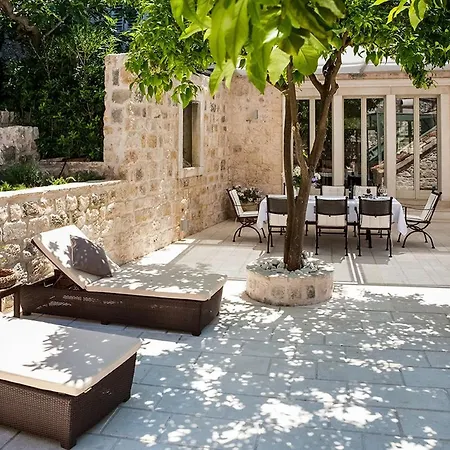 Exclusive With Indoor Pool Gasthof Hvar Town